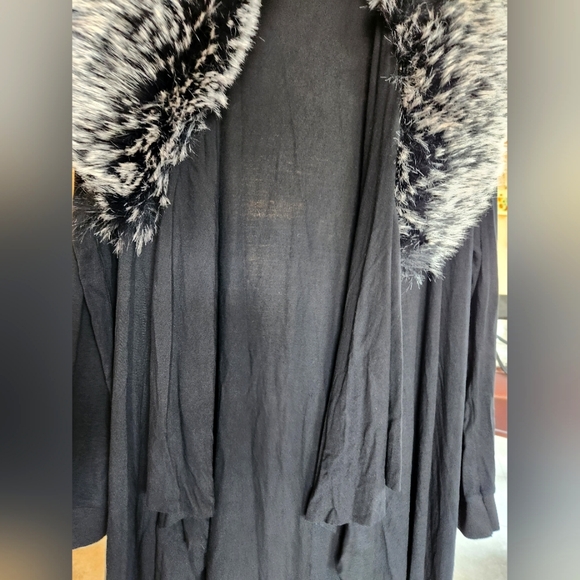 CRIPPLE CREEK Black Knit Jumper Soft Draped Faux Fur Collar Cotton Sweater NWT L - Picture 13 of 16
